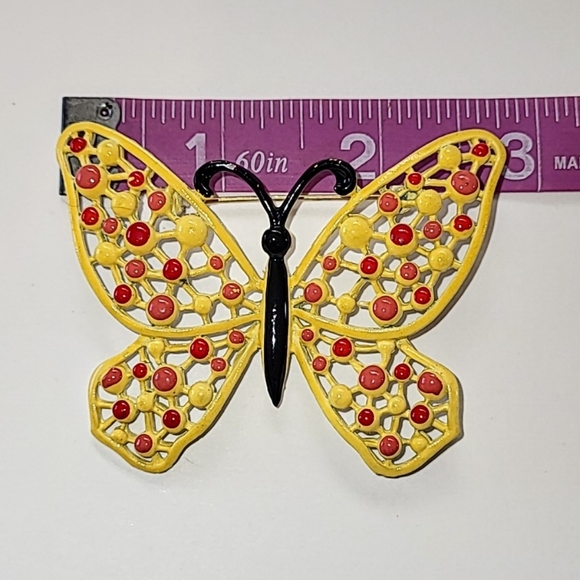 VINTAGE HEDY YELLOW & ORANGE ENAMEL BUTTERFLY BROOCH - OPENWORK DESIGN WINGS - Picture 6 of 8